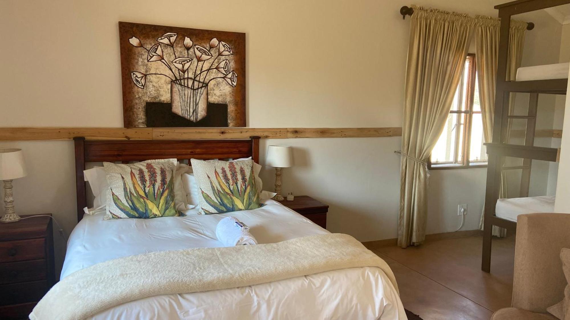 Out Of Nature Country Lodge Windhoek Esterno foto