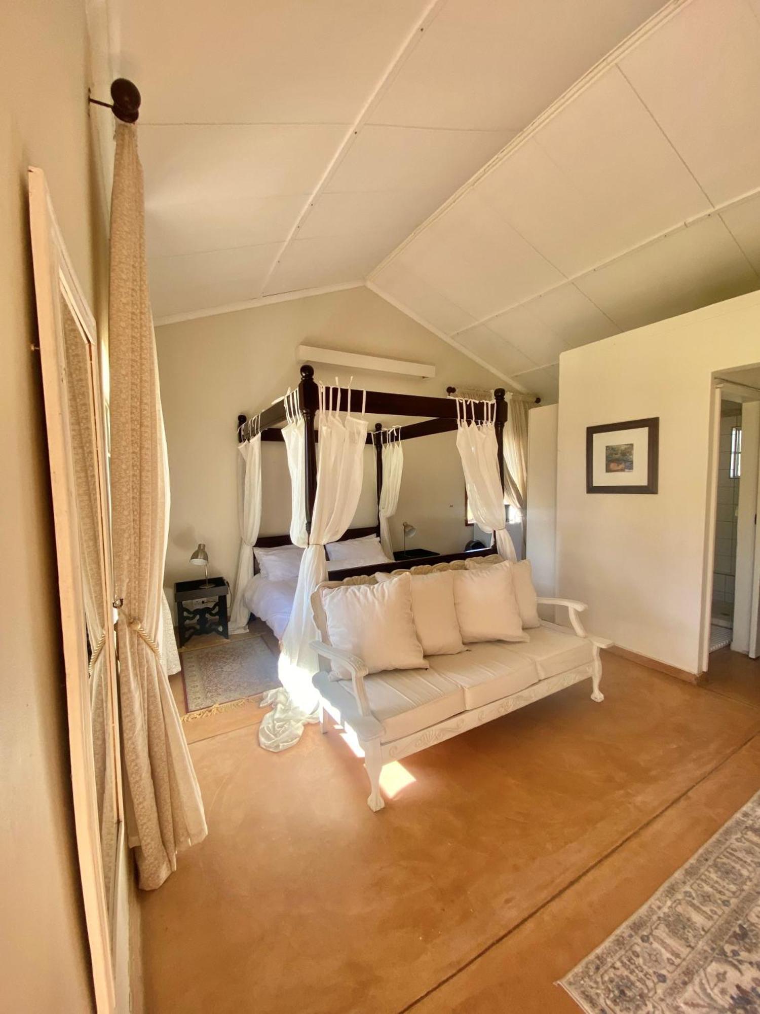 Out Of Nature Country Lodge Windhoek Esterno foto