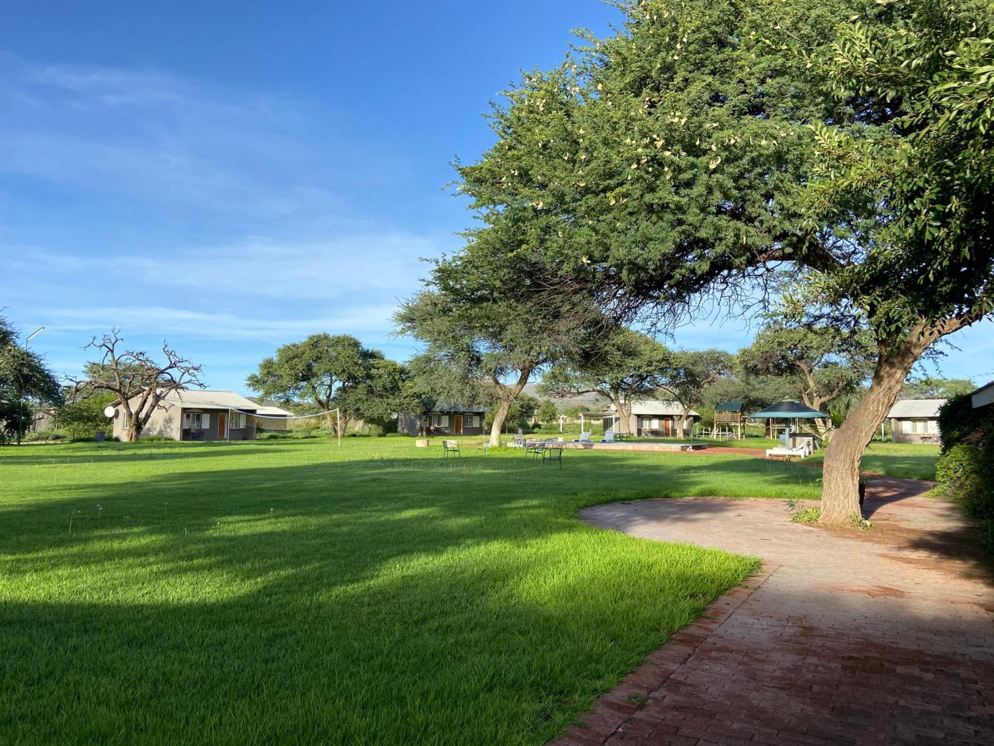 Out Of Nature Country Lodge Windhoek Esterno foto