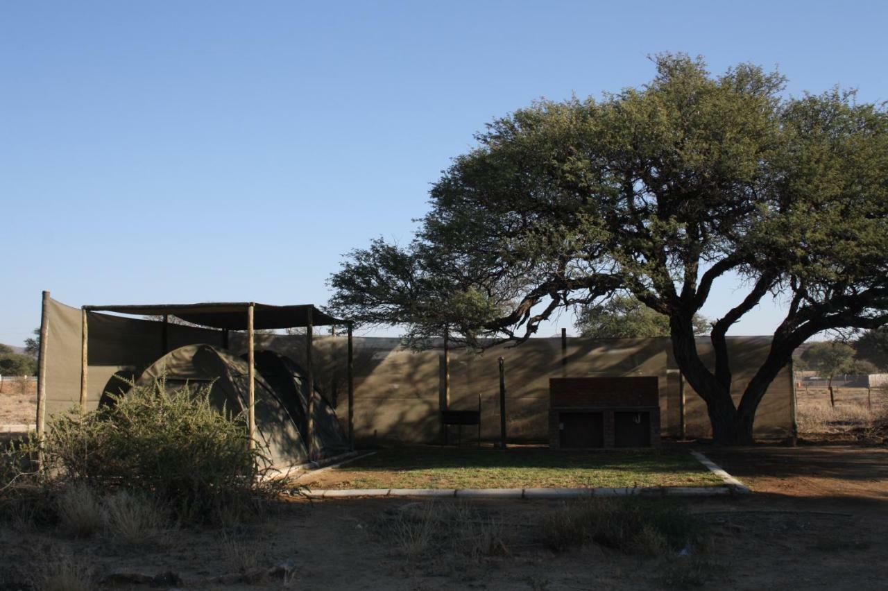 Out Of Nature Country Lodge Windhoek Esterno foto
